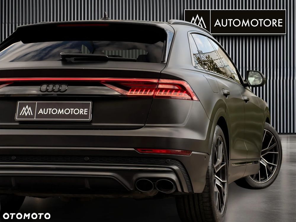 Audi SQ8 - 12