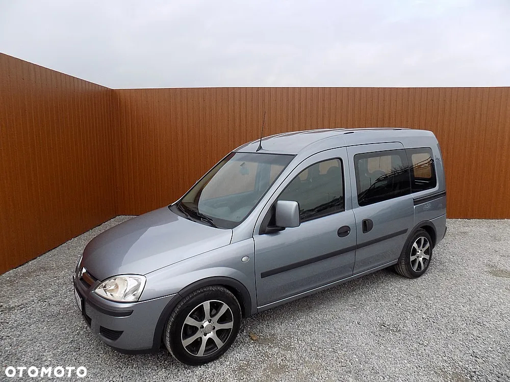 Opel Combo - 34