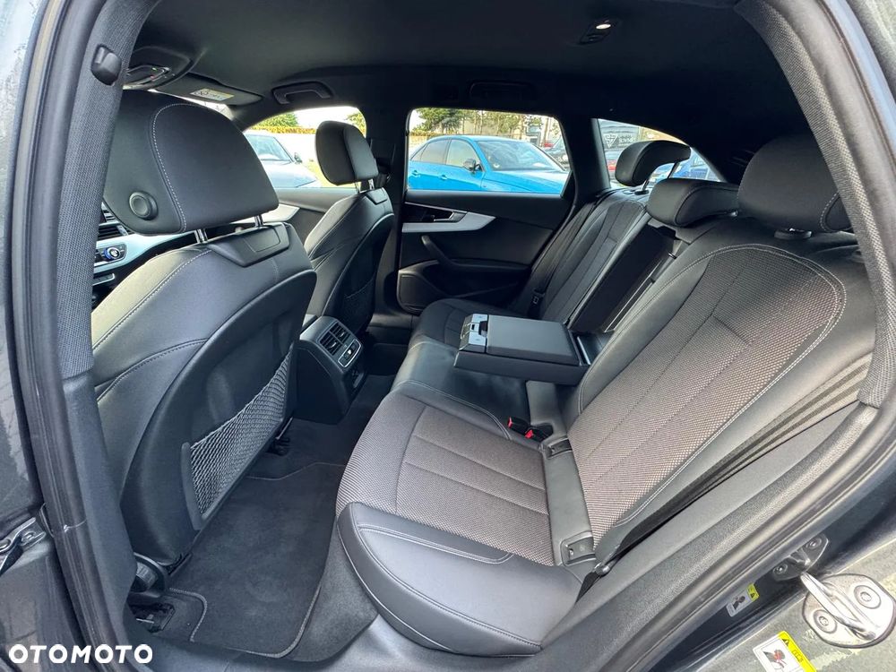 Audi A4 Avant 35 TDI S tronic S line - 24