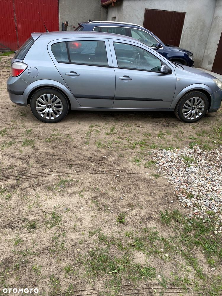 Opel Astra 1.7 CDTI Essentia - 2