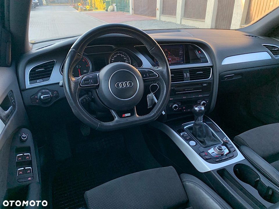 Audi A4 Avant 2.0 TDI DPF S line Sportpaket - 32