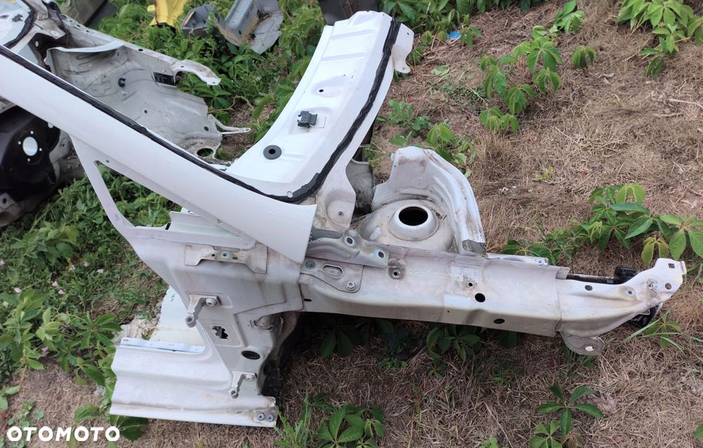 Ibiza IV ćwiartka podłużnica przednia przód kolor LB9A Seat - 2