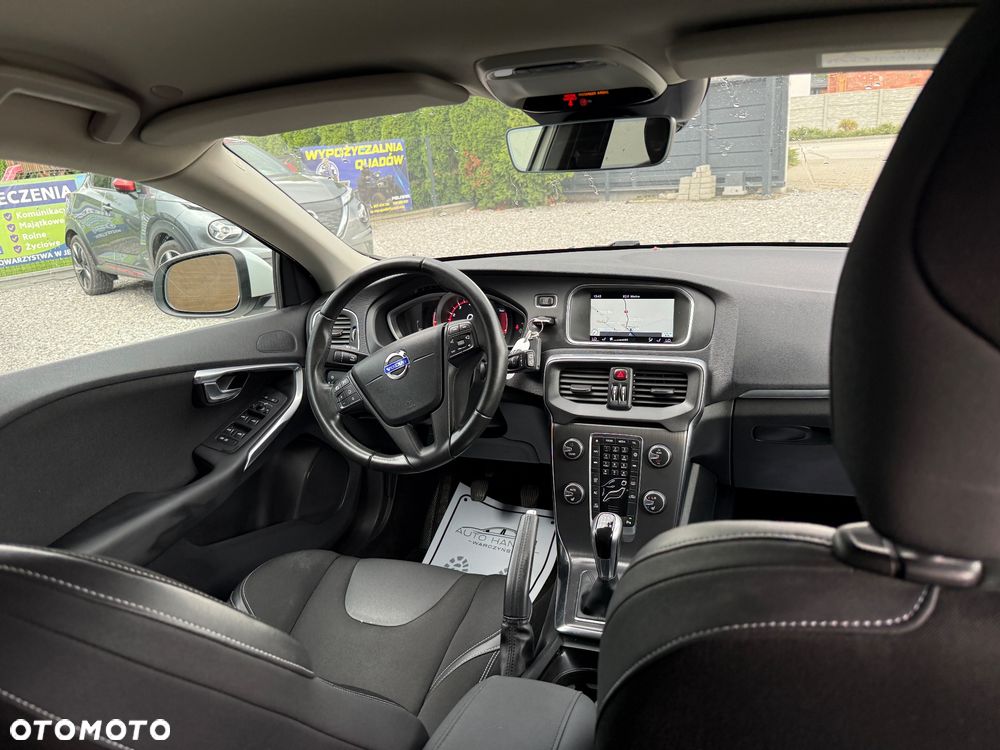 Volvo V40 T3 Drive-E R-Design Momentum - 12