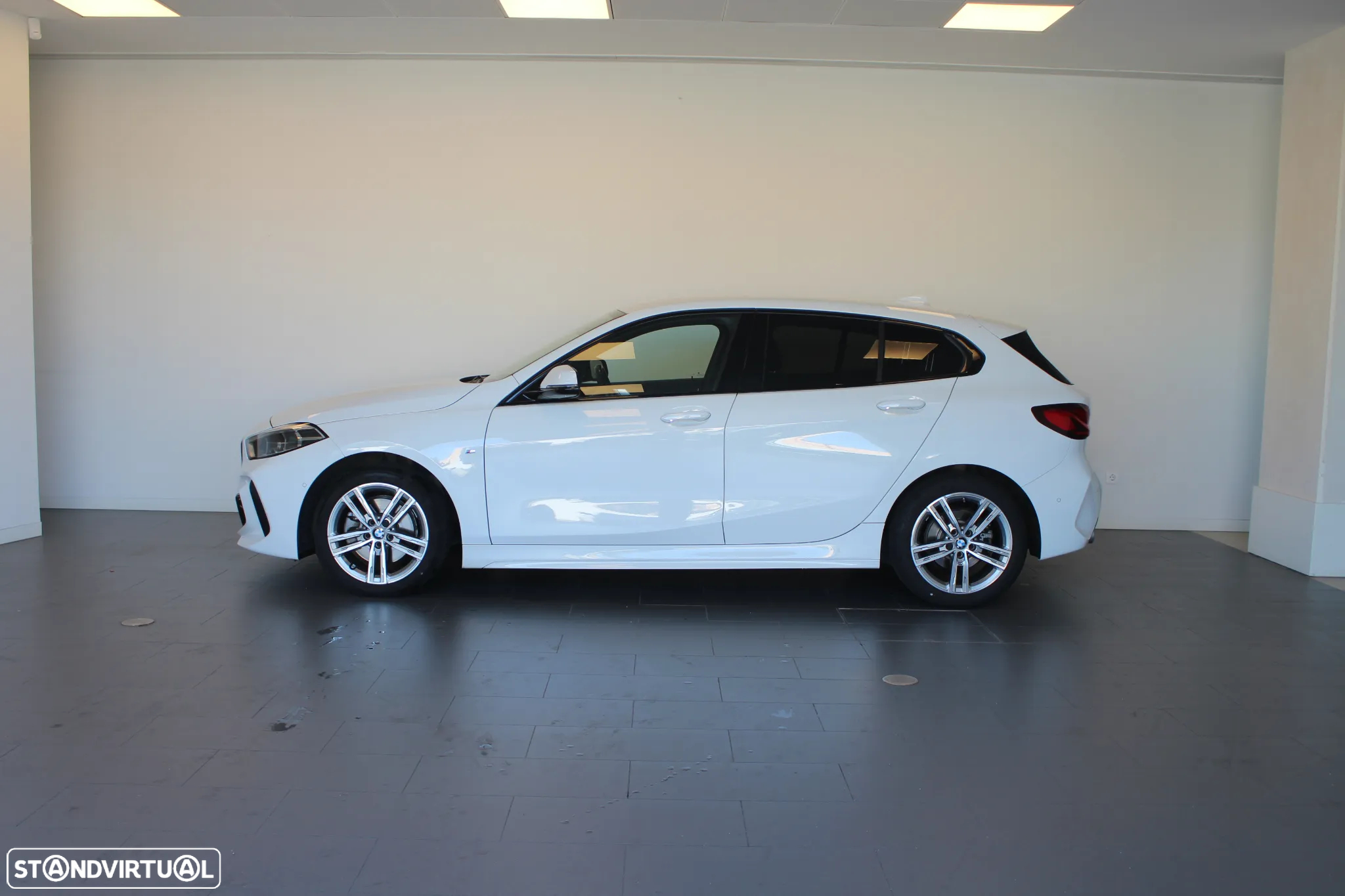 BMW 116 d Pack Desportivo M Auto - 4