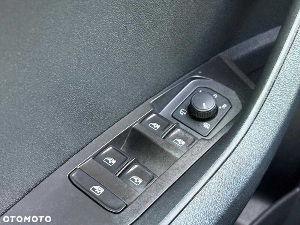 Skoda Karoq 1.5 TSI ACT Sportline DSG - 29