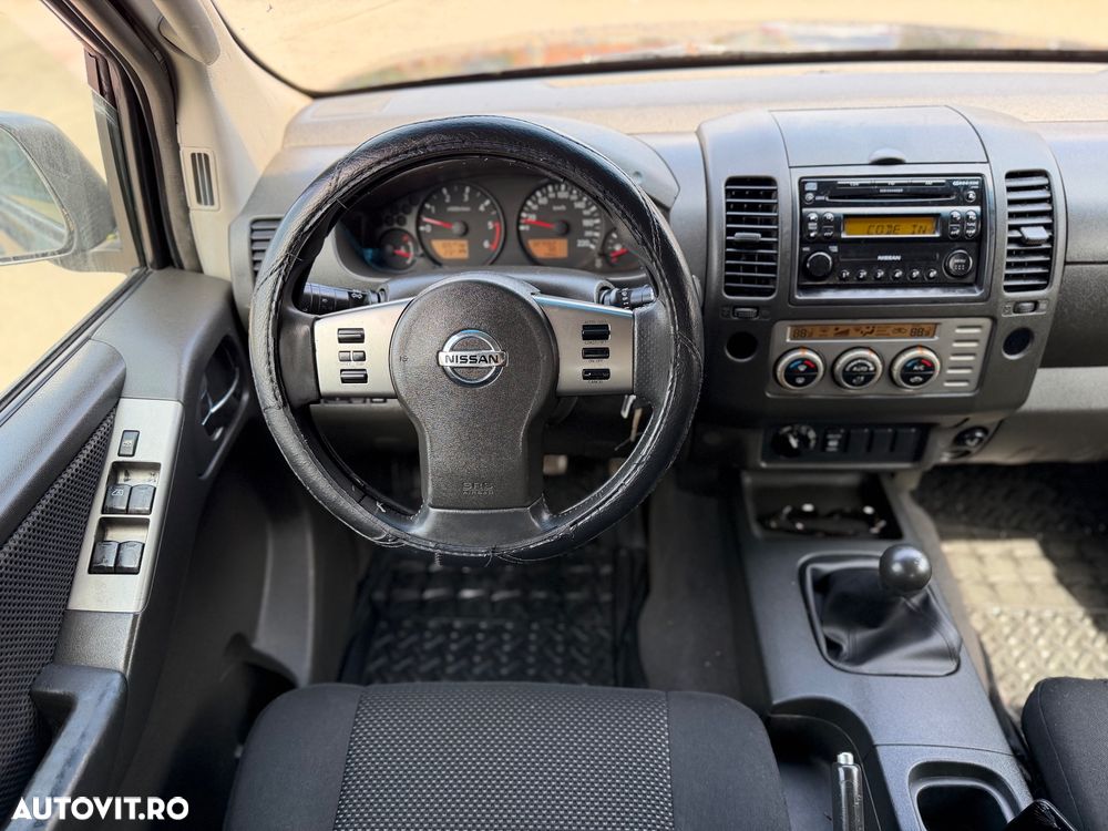 Nissan Navara 2.5 dCi DPF 4X4 Double Cab SE - 7