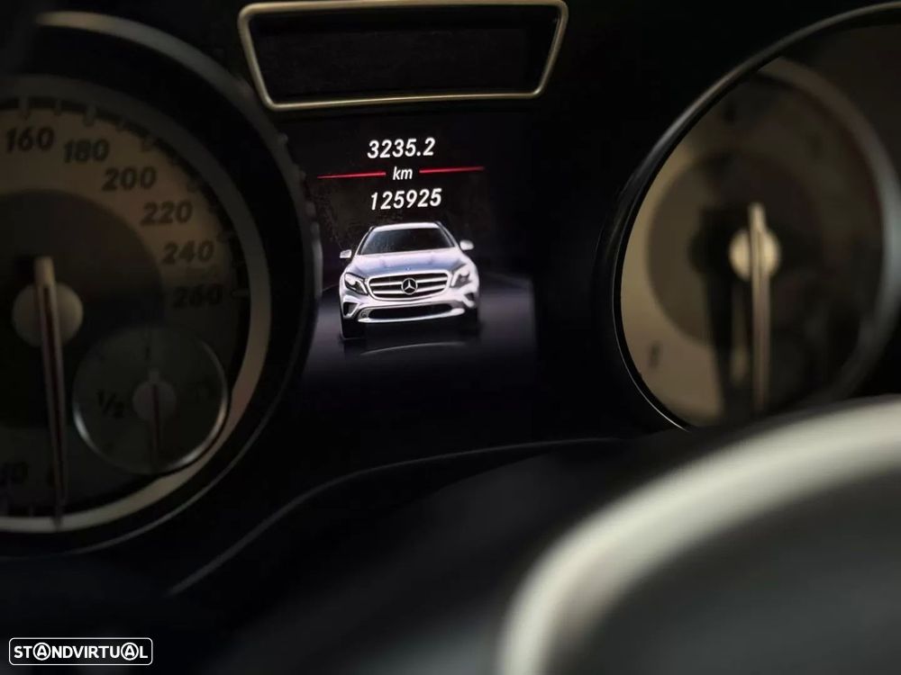 Mercedes-Benz GLA 200 (CDI) d 7G-DCT Urban - 8