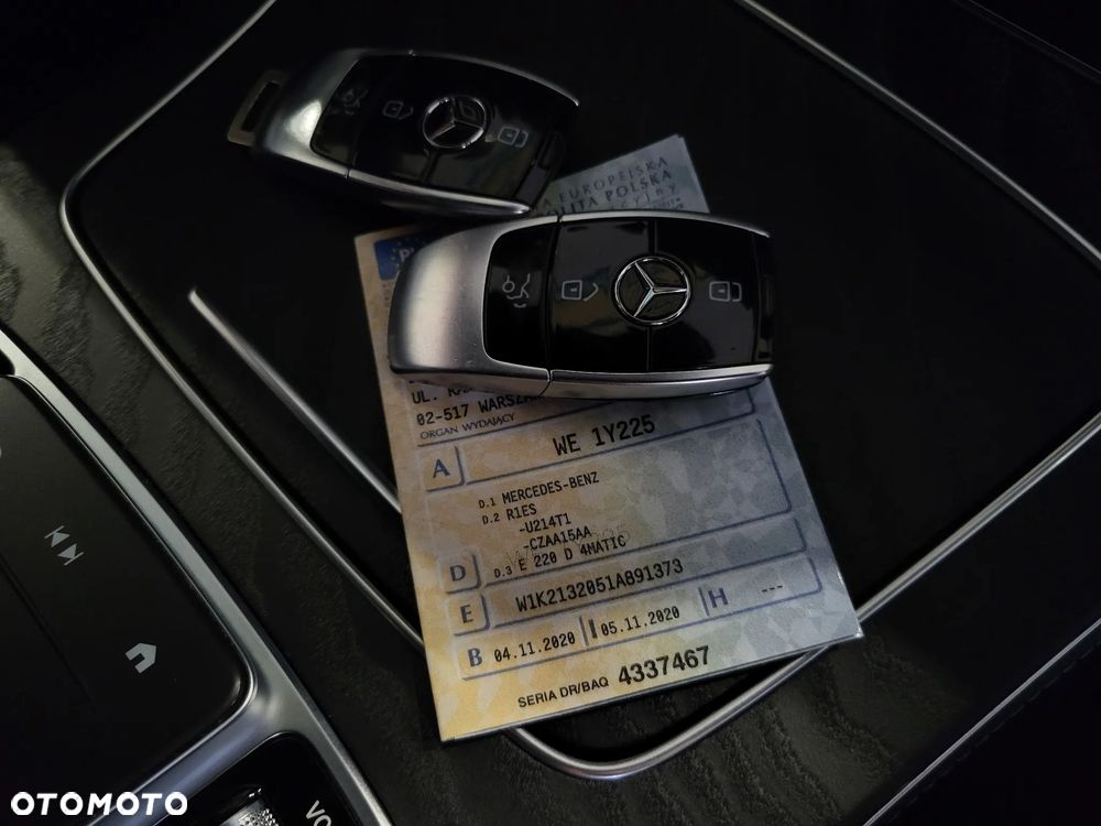 Mercedes-Benz Klasa E 220 d 4-Matic AMG - 36
