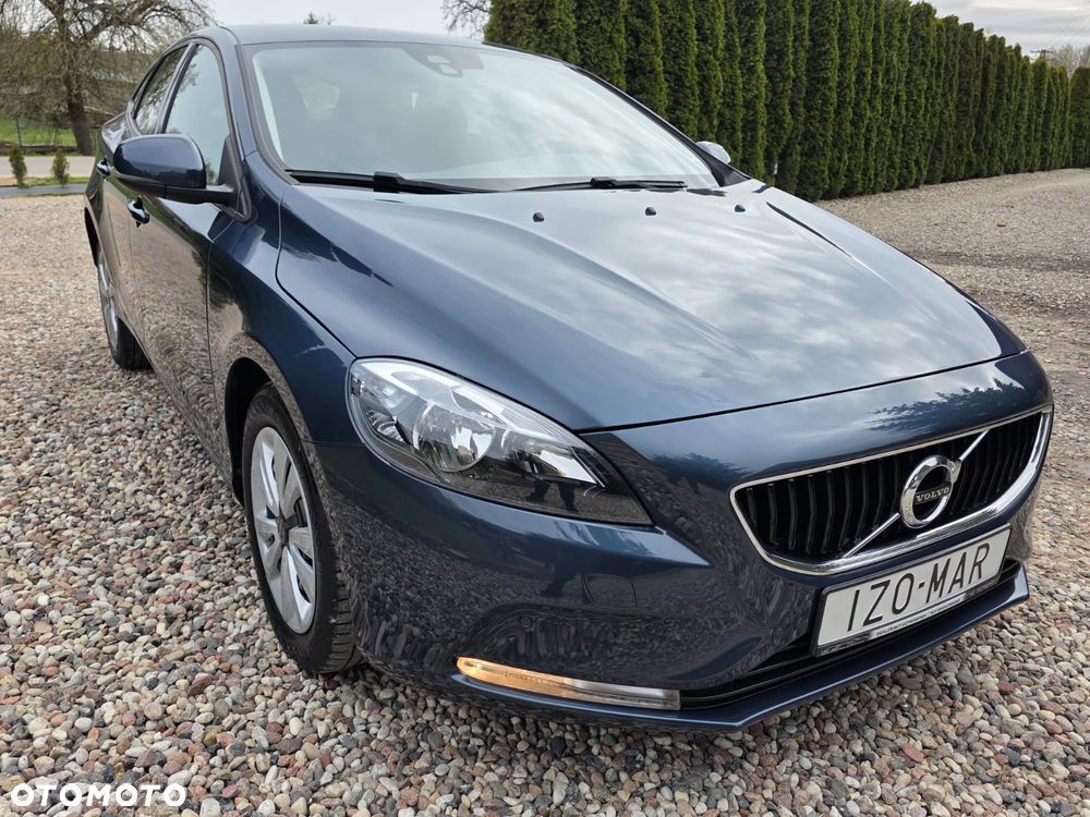 Volvo V40 D2 Momentum - 17