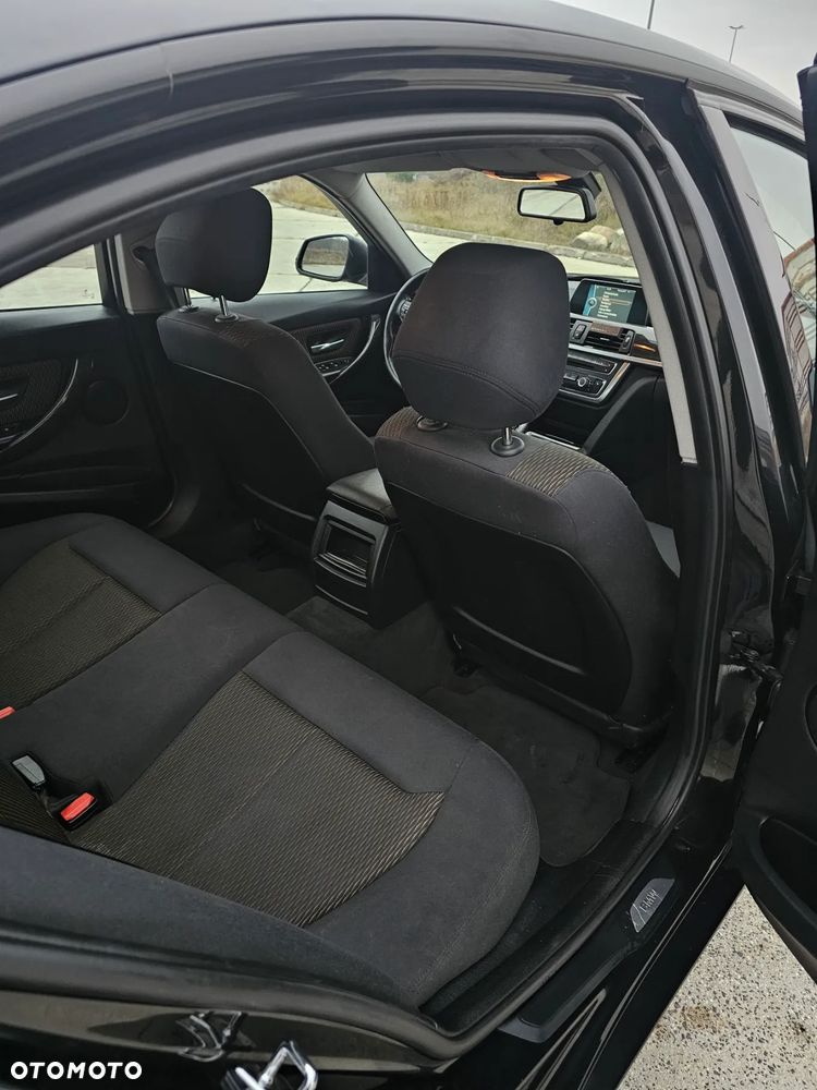 BMW Seria 3 316d Luxury Line - 20