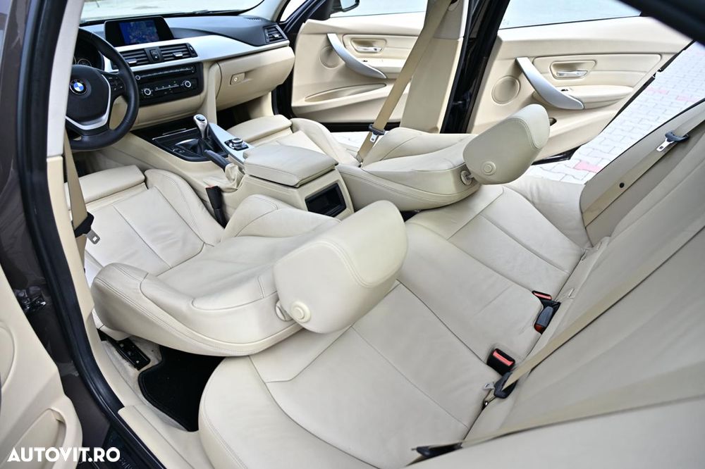 BMW Seria 3 320i Efficient Dynamics Edition - 17