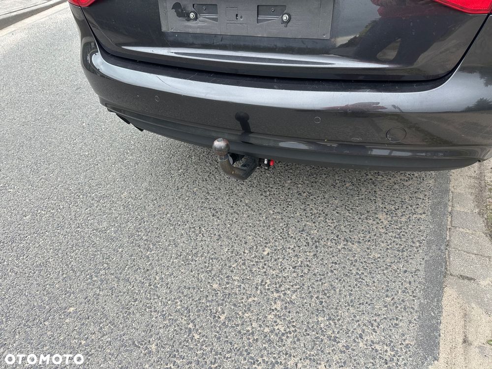 Audi A4 Avant 2.0 TDI DPF Ambiente - 6