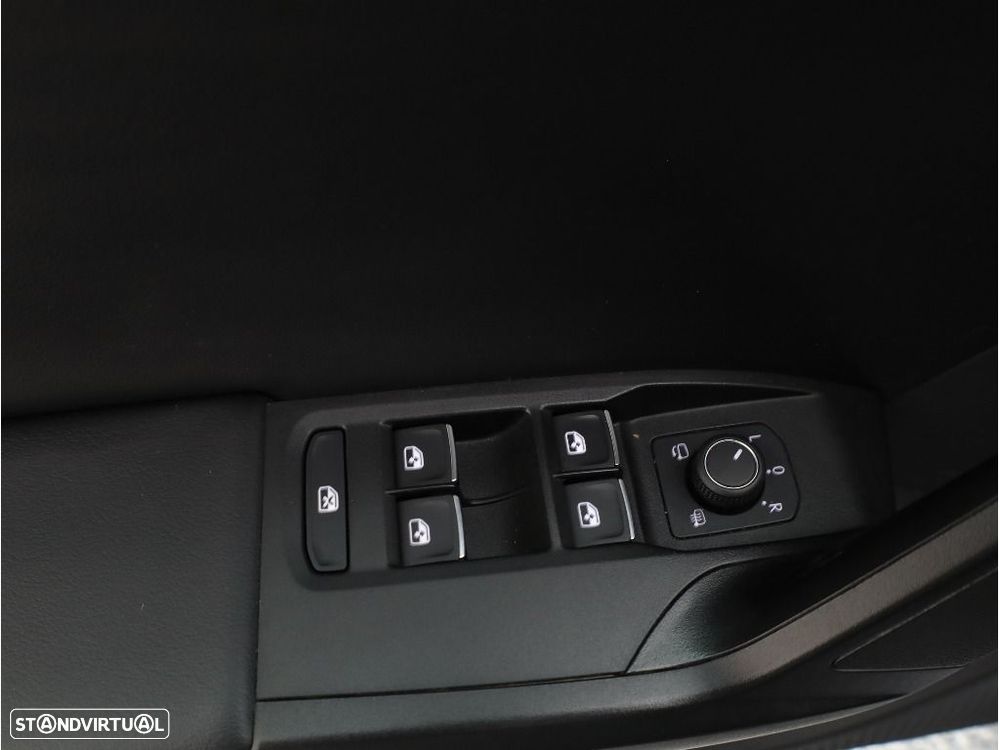 SEAT Leon ST 2.0 TDI FR DSG - 19