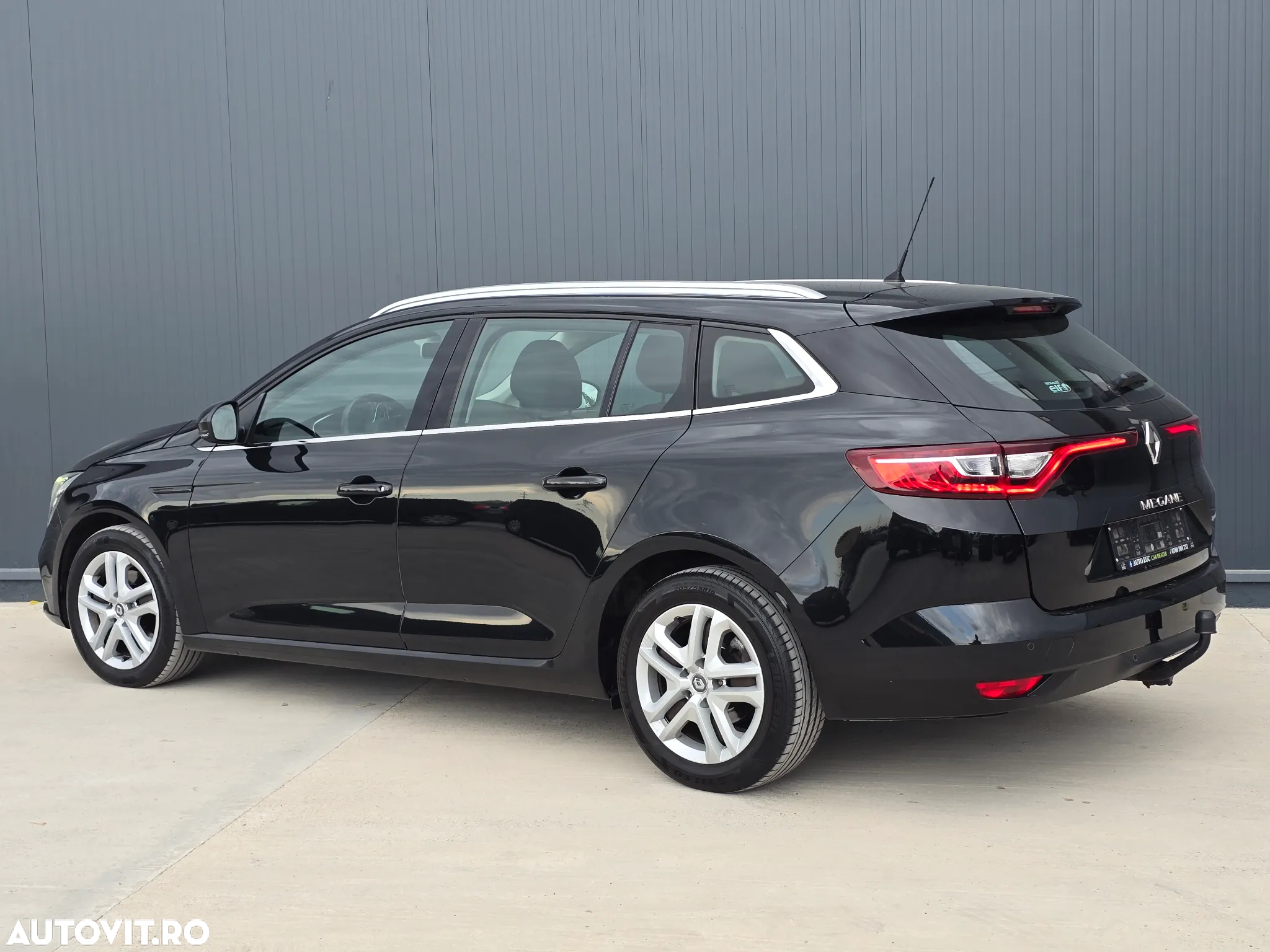 Renault Megane ENERGY dCi Zen - 4