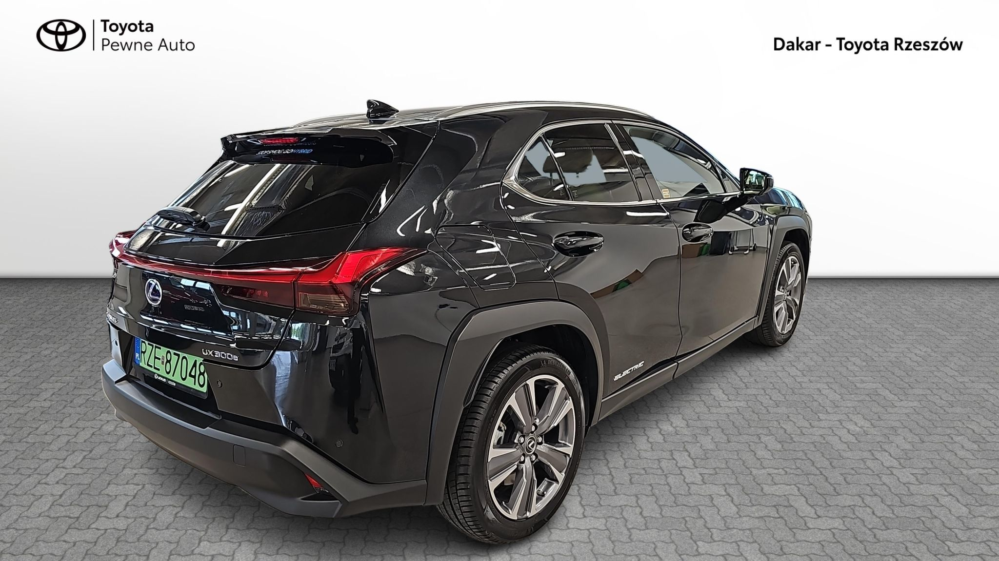 Lexus UX - 5