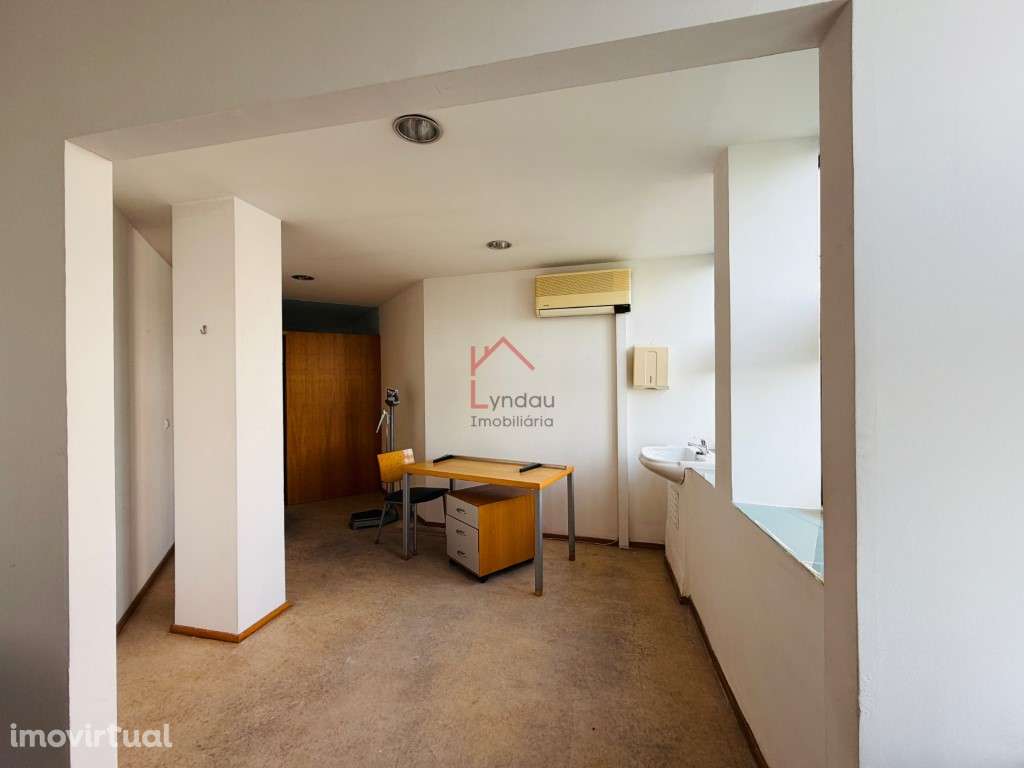 Loja Centro das Taipas - Grande imagem: 5/13