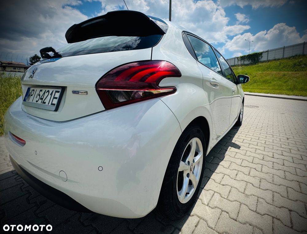 Peugeot 208 - 7