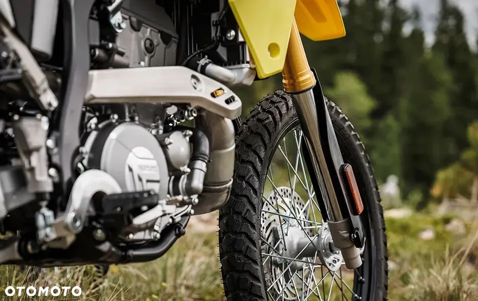 Suzuki DR-Z - 7