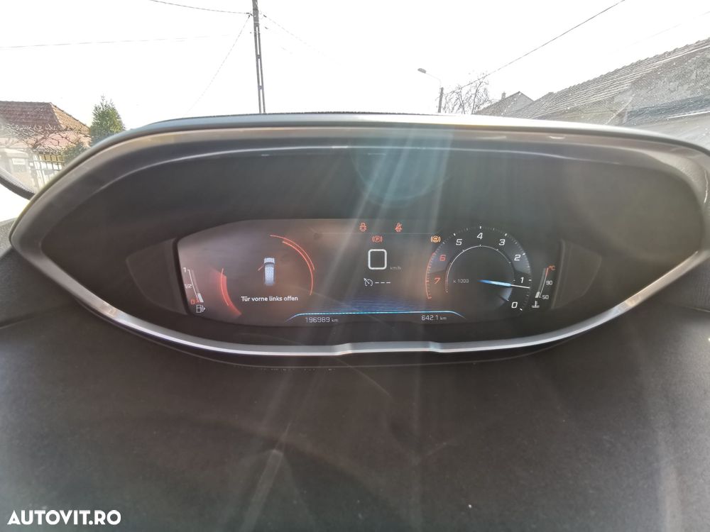 Peugeot 5008 PureTech 130 Allure - 9