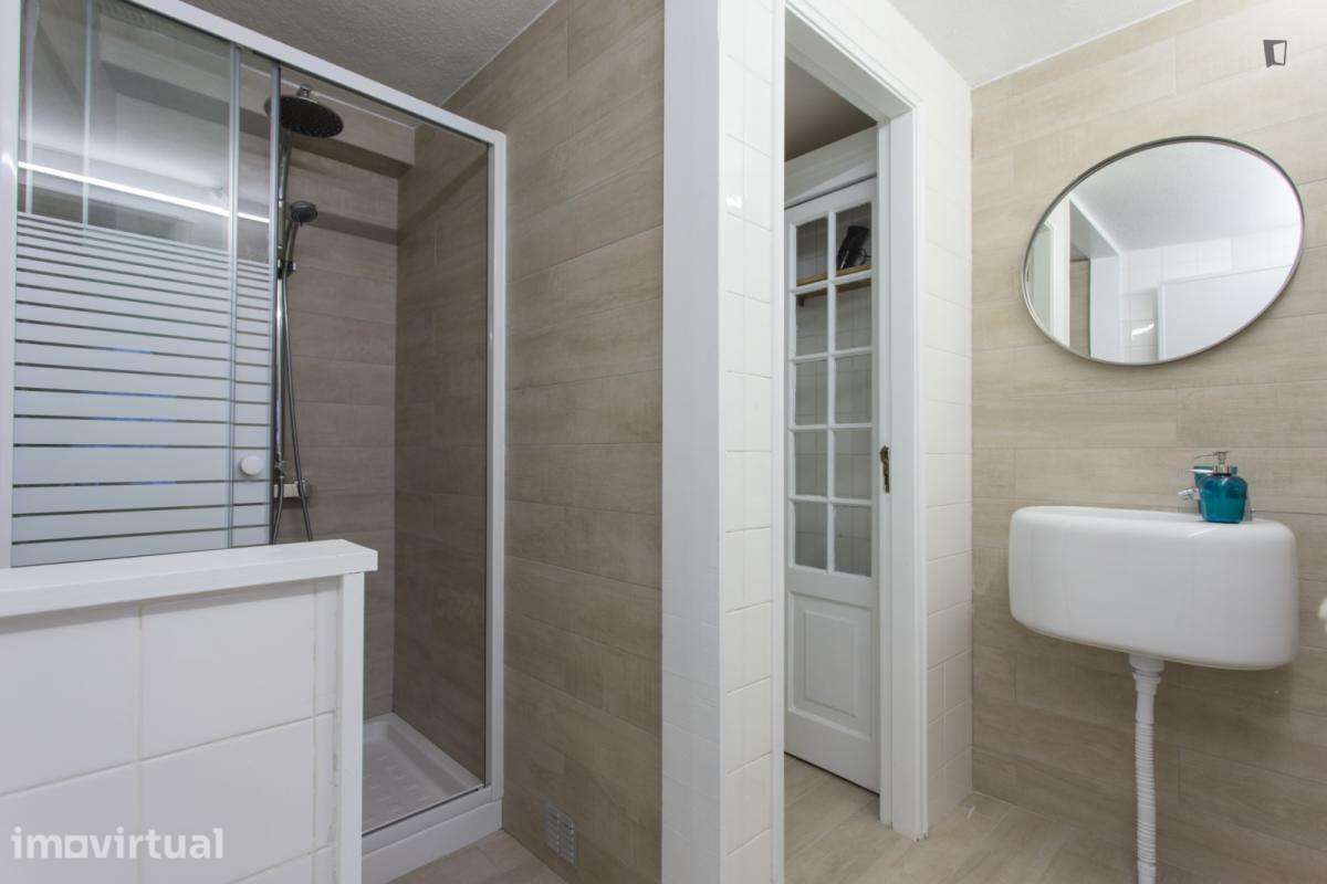 Apartamento com 1 quartos - localizado em Mouraria Lisbon - Grande imagem: 2/22