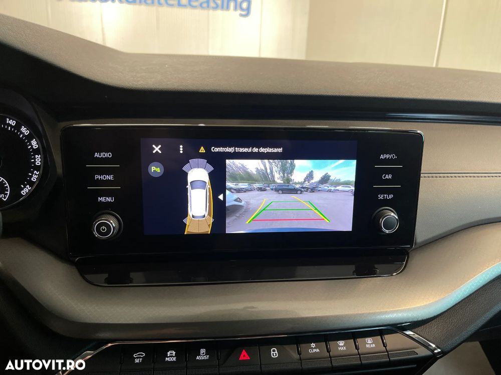 Skoda Octavia 2.0 TDI DSG Ambition - 14