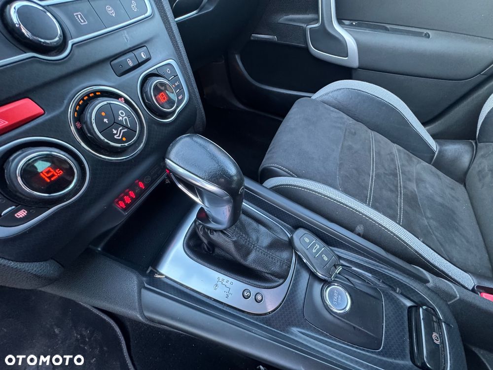 Citroën DS4 Cross 1.6 BlueHDi Be Chic S&S EAT6 - 19