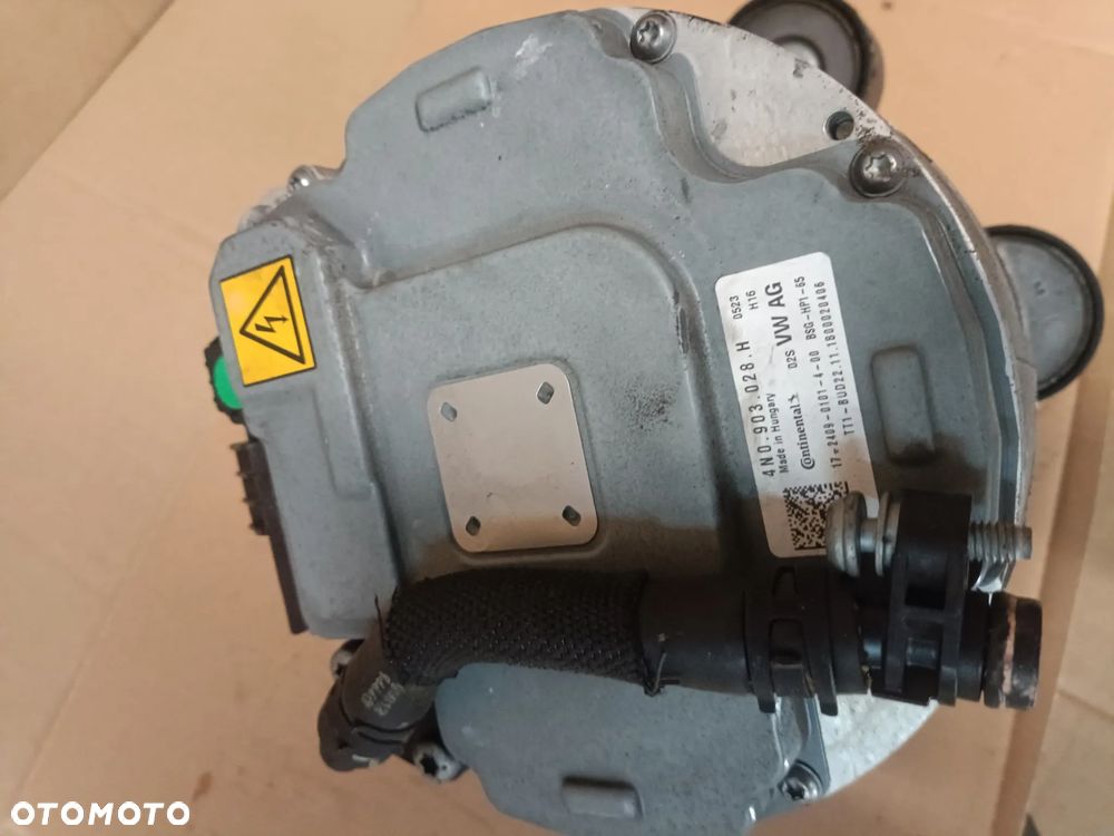 ALTERNATOR 4N0903028H Audi A4 A6 A7 A8 Q5 Q7 Q8 S4 S6 S7 S8 - 2