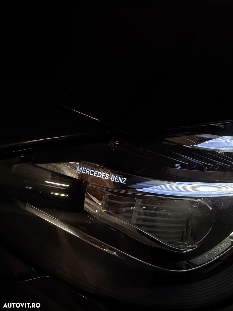Mercedes-Benz E - 11