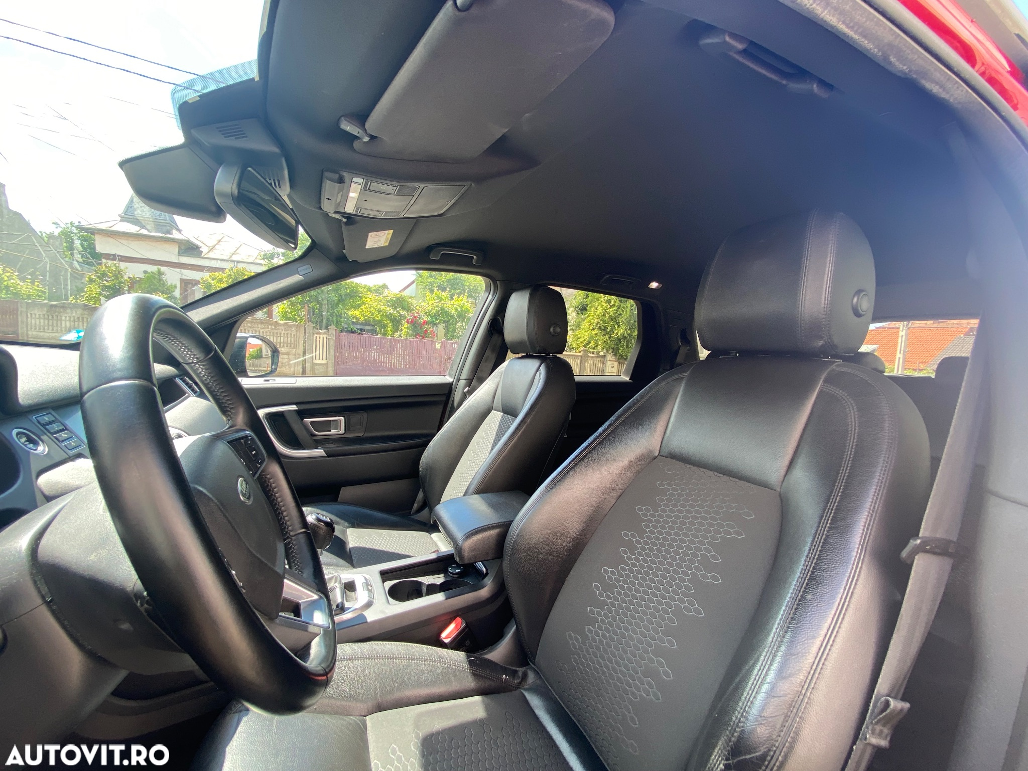 Land Rover Discovery Sport 2.0 l TD4 HSE Luxury - 12