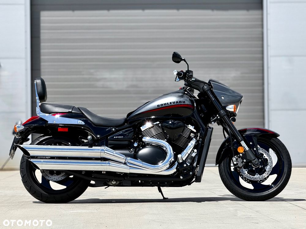 Suzuki Boulevard - 2