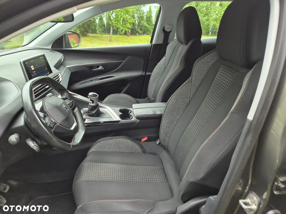 Peugeot 3008 - 11