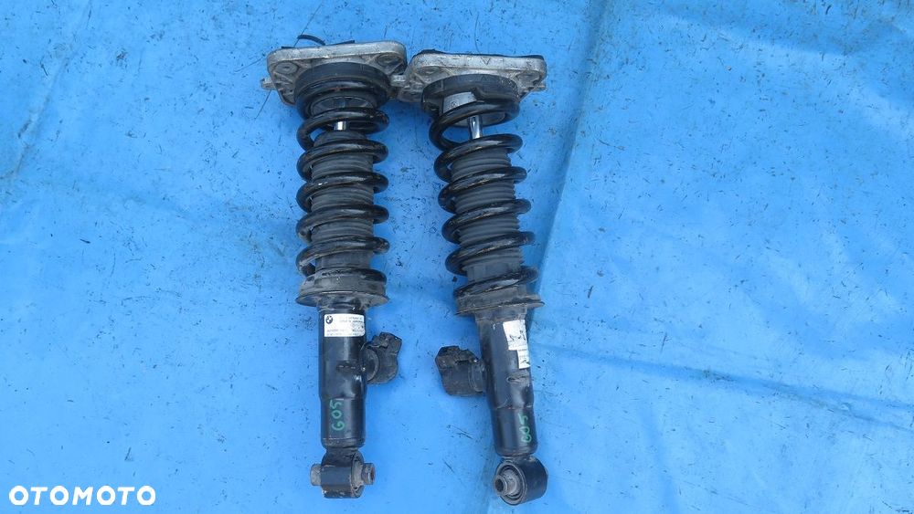 Amortyzator Sprężyna Tył Tylny Lewy lub Prawy BMW G05 G06 6896441 6896442