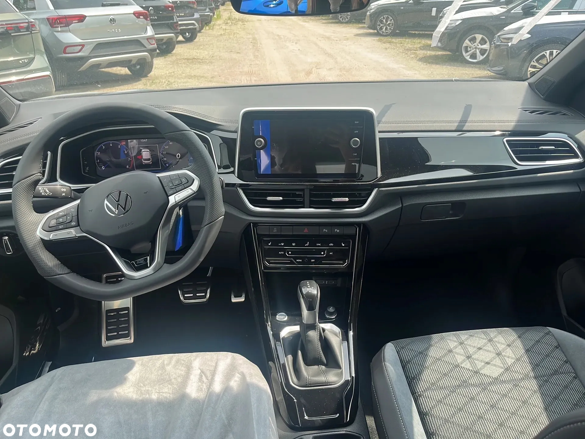 Volkswagen T-Roc 1.5 TSI R-Line Plus DSG - 11