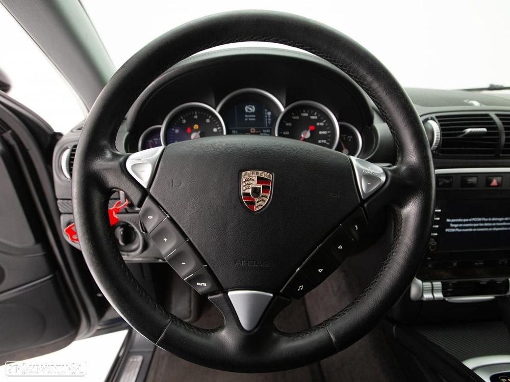 Porsche Cayenne - 20