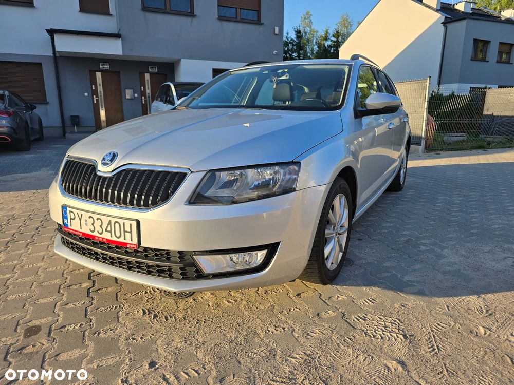 Skoda Octavia 1.6 TDI Ambition DSG - 22