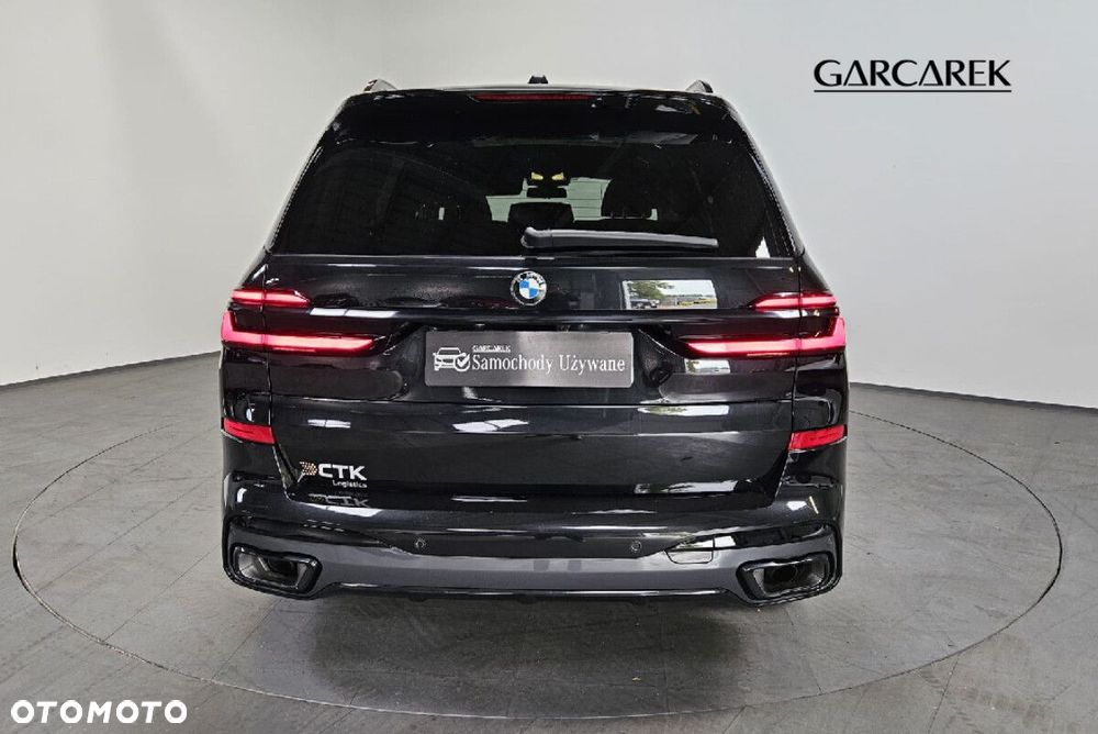 BMW X7 - 6