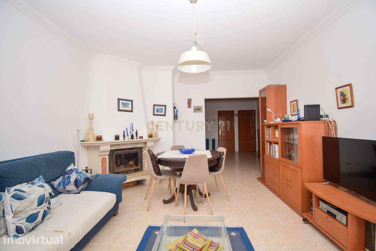 Apartamento T3, com 107 m² de área útil, estúdio musical com 40 m² e g - Grande imagem: 3/27