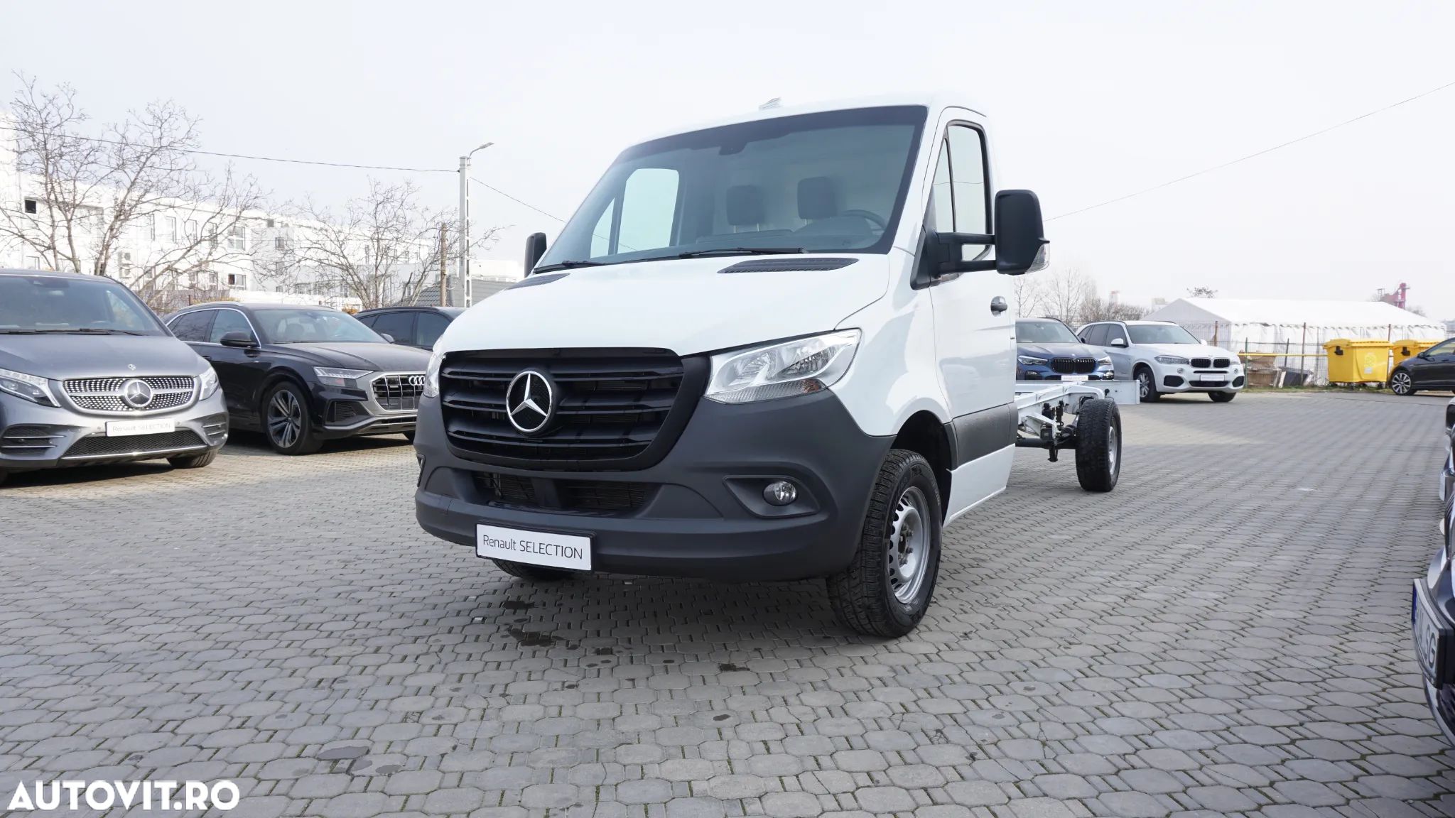Mercedes-Benz Sprinter - 1