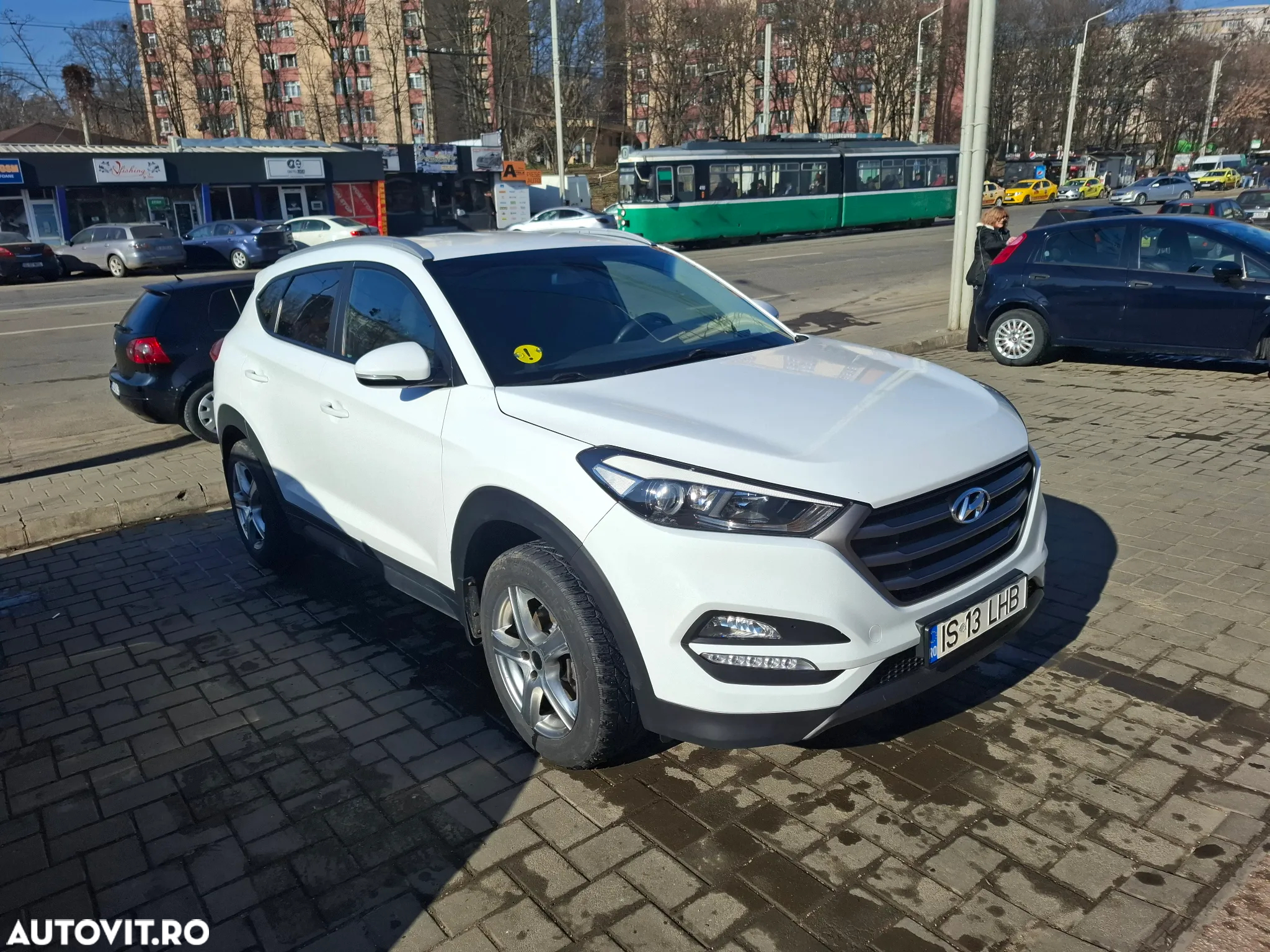 Hyundai Tucson - 2