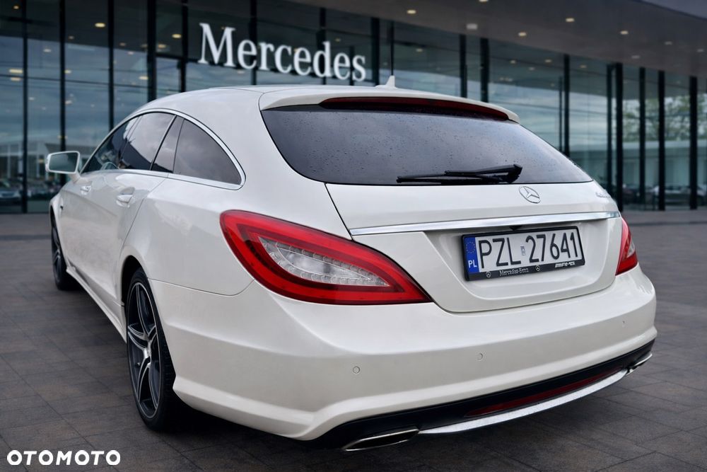 Mercedes-Benz CLS 500 BlueEffICIENCY - 11