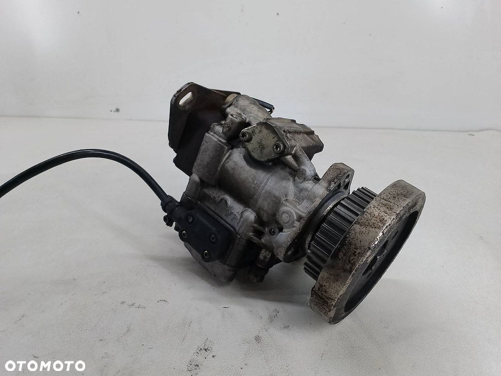 POMPA WTRYSKOWA VW LT 35 074130110K 0460415996  BOSCH 2.5 TDI - 8