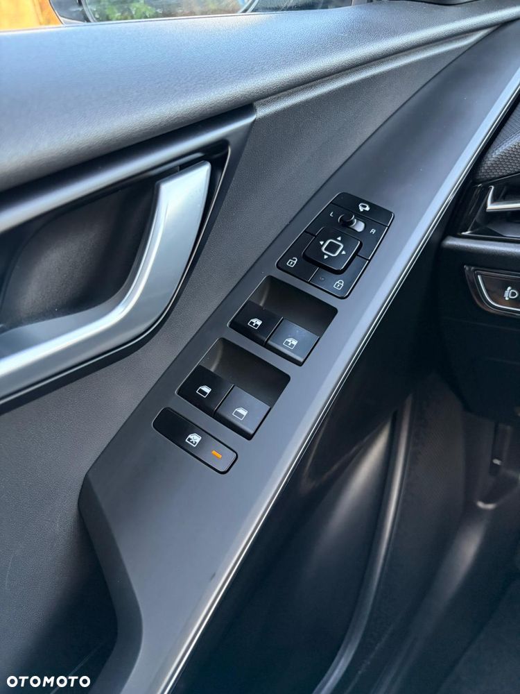 Kia Niro 1.6 GDI PHEV 2WD OPF Vision - 30