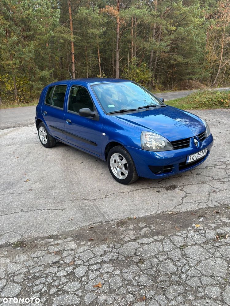 Renault Clio - 1