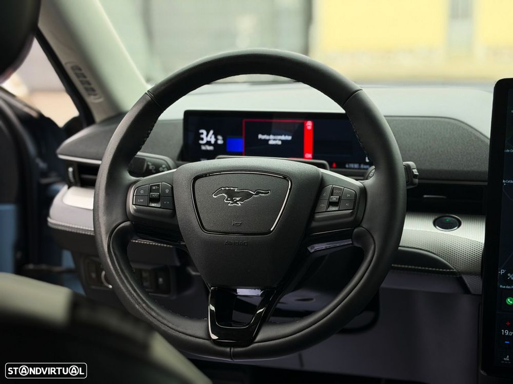Ford Mustang Mach-E 75.7 kWh Base - 11