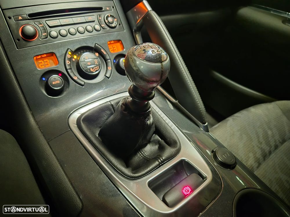 Peugeot 3008 1.6 HDi Active - 18