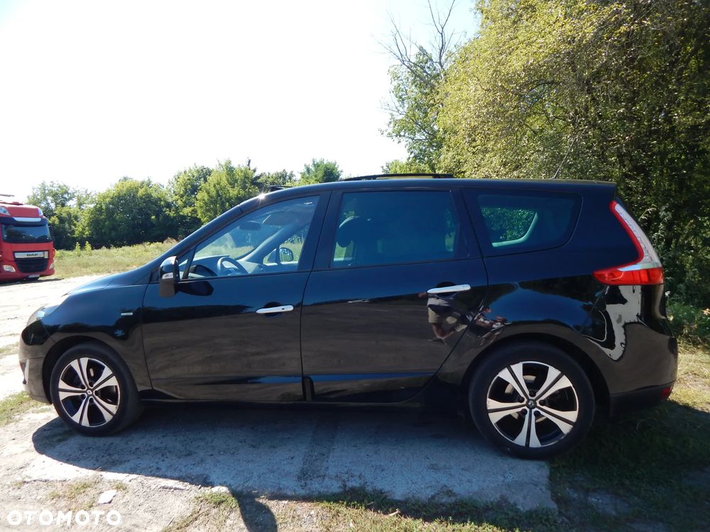 Renault Scenic Energy dCi 130 Start & Stop Bose Edition - 19