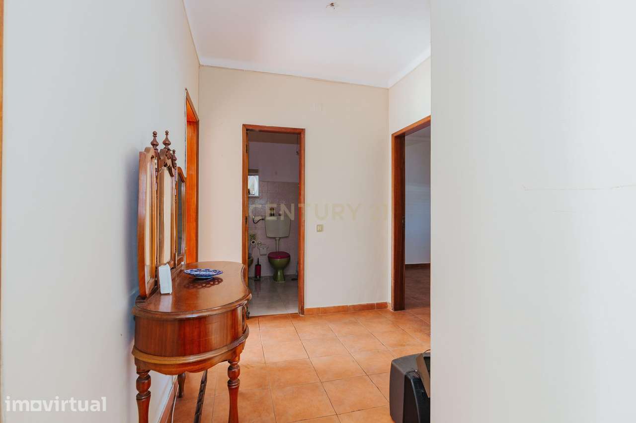 Apartamento T3 com 113m² e varanda localizado no Centro da cidade do C - Grande imagem: 3/32