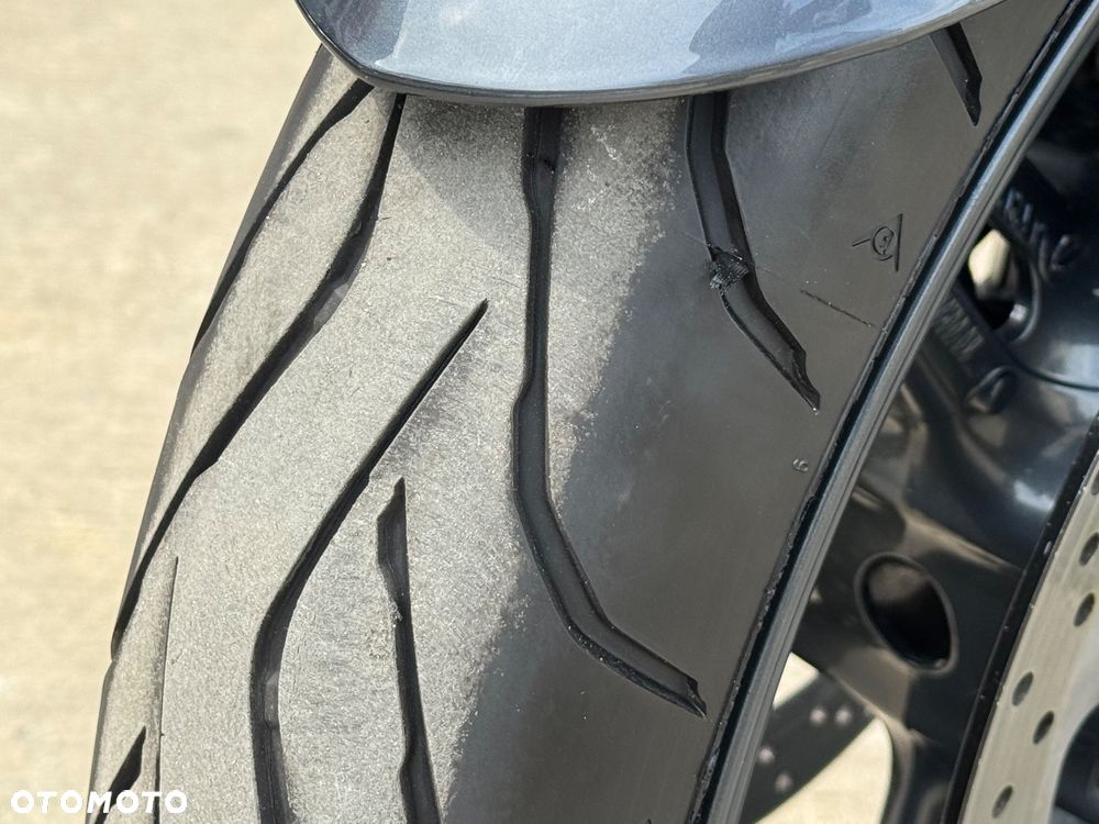 Yamaha FJR - 36
