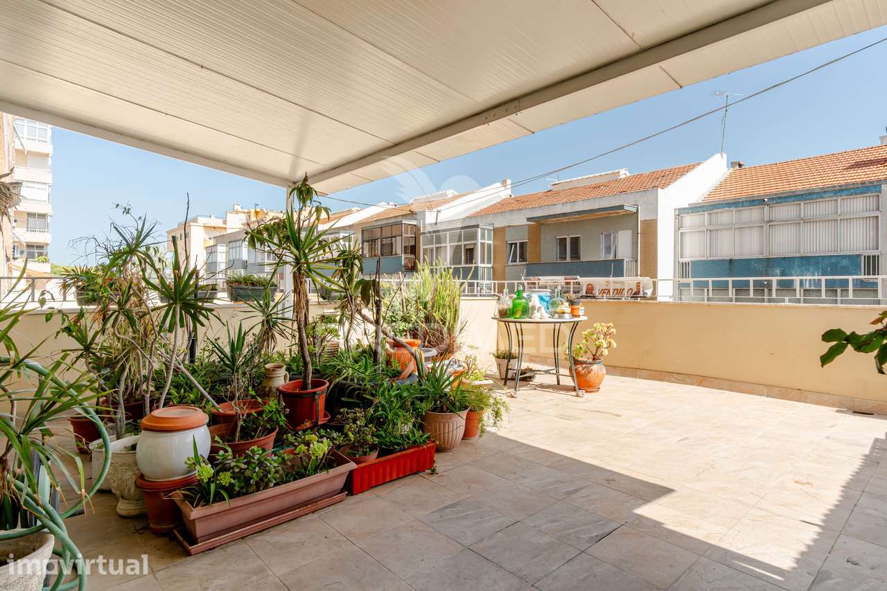 Apartamento T3 c/ Terraço no Laranjeiro - Grande imagem: 4/28