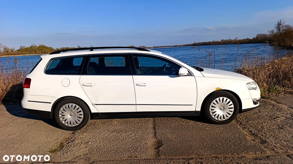 Volkswagen Passat 2.0 TDI DSG Comfortline - 2